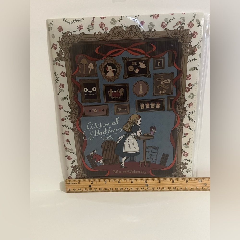 Alice on Wednesday (Alice in Wonderland) Six Pocket Folder -one w Zip Closure - Picture 9 of 9